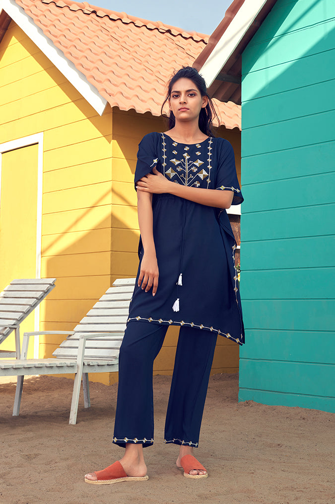 Navy blue kaftan co-ord set with thread work