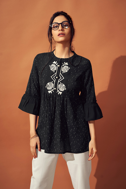 BLACK BLOCK PRINT TOP