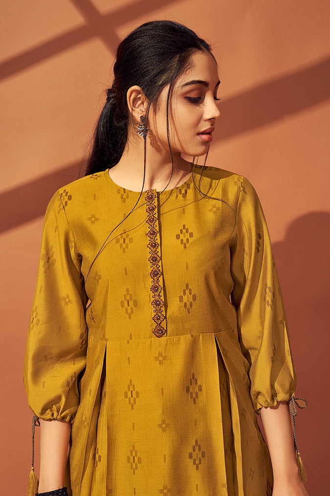 Mustard block print top