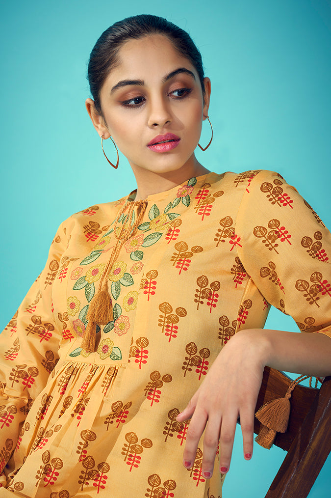 Mustard block print top