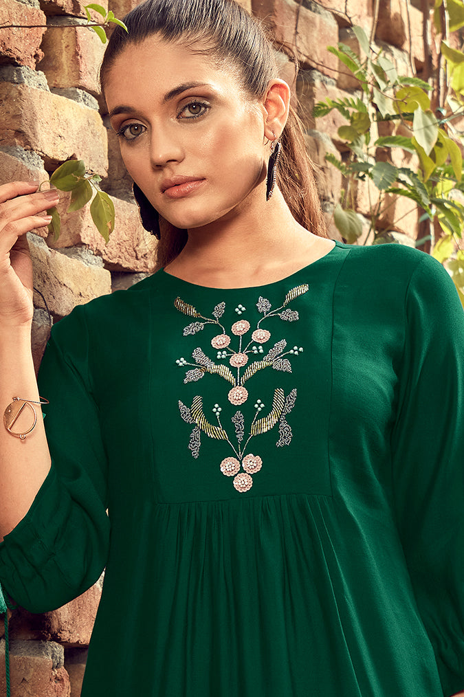 Jovani 1740 Emerald Long Sleeve Embellished Short Dress – Spybaby