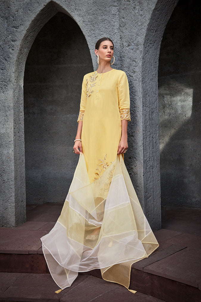 yellow kurta set with dupatt