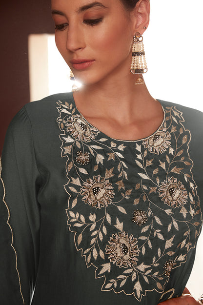 grey kurta set with dupatta